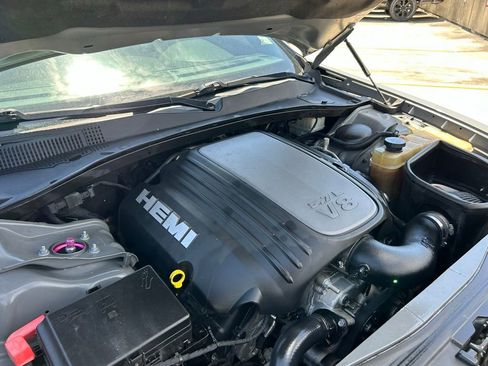 Used 2019 Chrysler 300 S w/ S Model Appearance Package RWD image 30