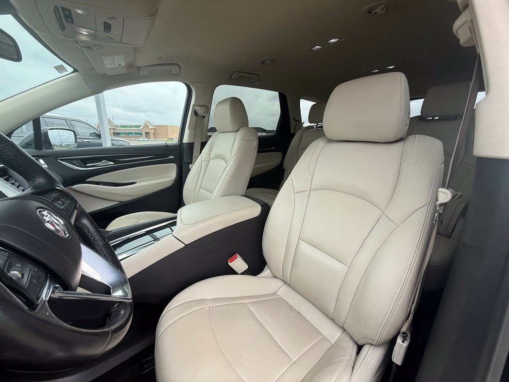 Used 2023 Buick Enclave Essence AWD/4WD image 27