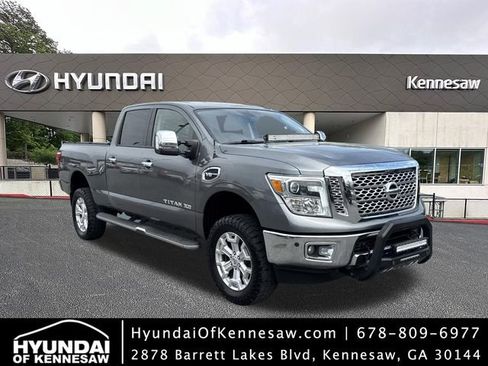 Used 2017 Nissan Titan SL AWD/4WD image 1