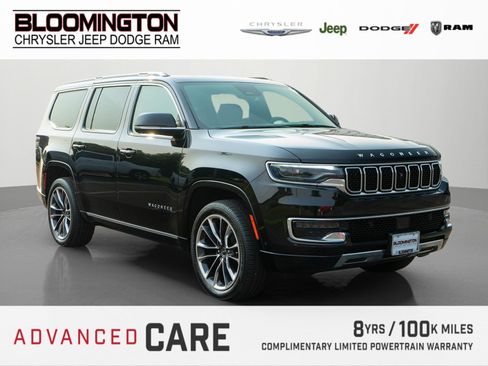 Used 2023 Jeep Wagoneer Series III w/ Premium Group I AWD/4WD image 1