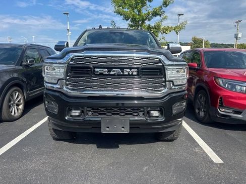 Used 2021 RAM 2500 Limited AWD/4WD image 2