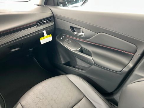 New 2026 Nissan Sentra SR w/ SR Premium Package FWD image 10