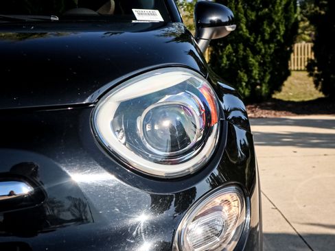 Used 2016 FIAT 500X Lounge image 6