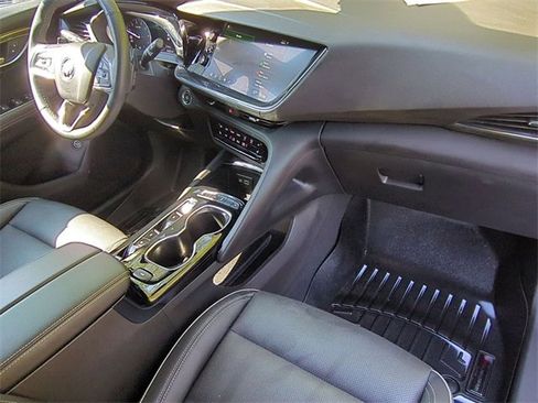Certified 2023 Buick Envision Essence image 28