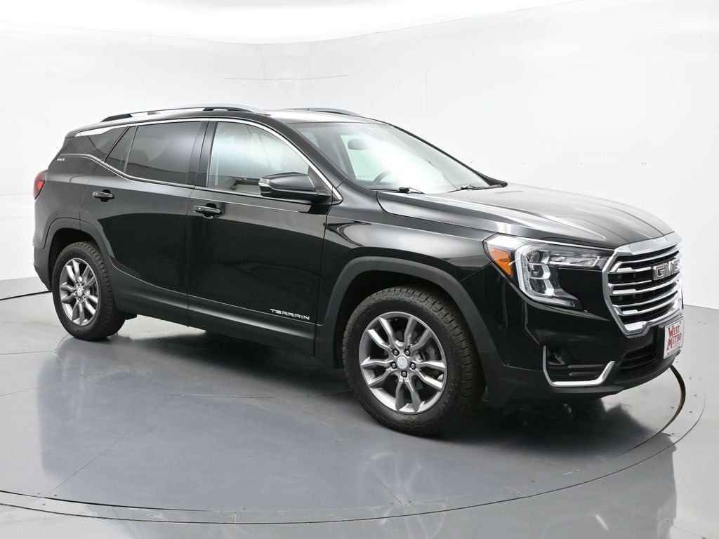 Used 2023 GMC Terrain SLT AWD/4WD image 7