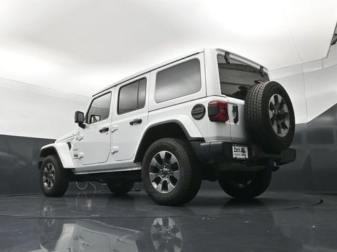 Used 2023 Jeep Wrangler Unlimited Sahara w/ LED Lighting Group AWD/4WD image 22