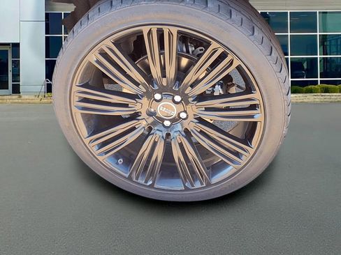 Used 2020 Land Rover Range Rover Velar R-Dynamic S image 28