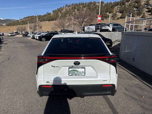 Used 2023 Toyota bZ4X XLE image 4