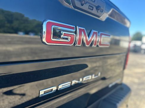 Used 2024 GMC Sierra 1500 Denali w/ Denali Reserve Package AWD/4WD image 41