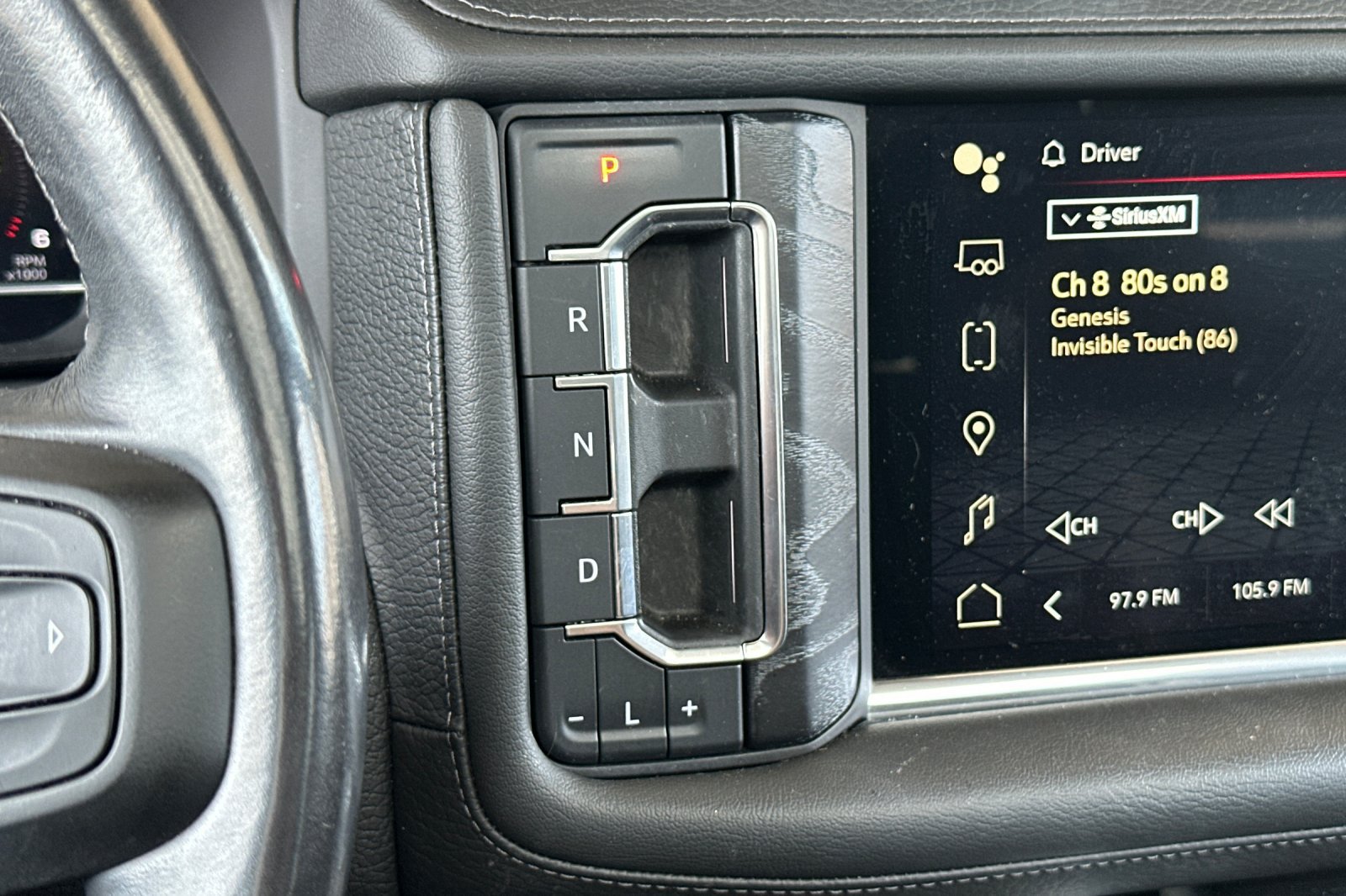 Used 2022 GMC Yukon Denali AWD/4WD image 30