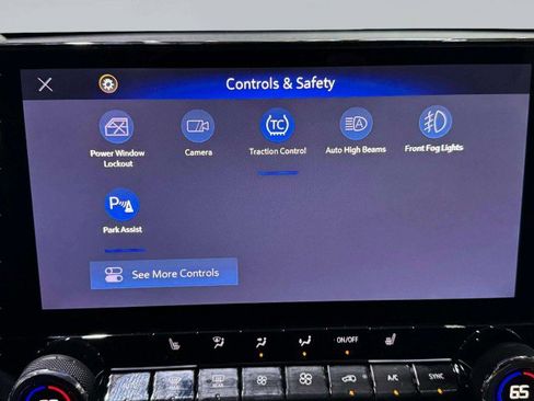 Used 2024 Chevrolet Colorado LT w/ LT Convenience Package II image 47