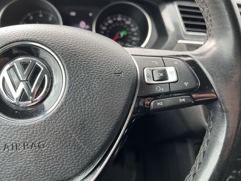 Used 2018 Volkswagen Tiguan SE image 20
