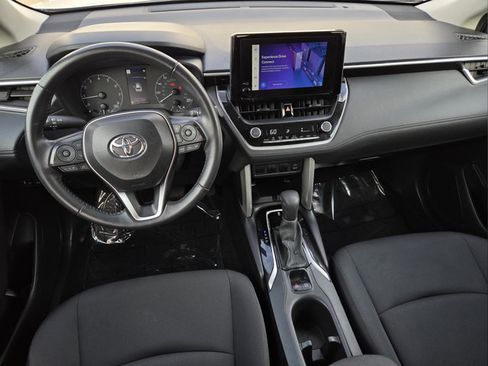 Used 2024 Toyota Corolla Cross LE FWD image 28