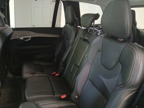 Used 2021 Volvo XC90 T6 Inscription w/ Protection Package Premier AWD/4WD image 16