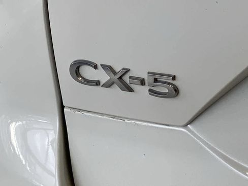 Used 2020 MAZDA CX-5 Touring FWD image 11