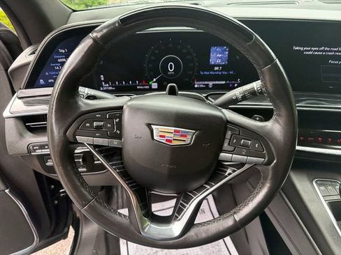 Used 2023 Cadillac Escalade ESV Sport AWD/4WD image 15