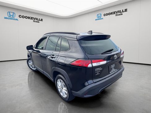 Used 2023 Toyota Corolla Cross LE image 8