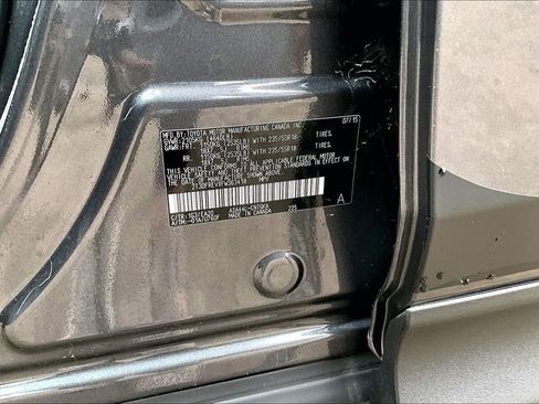 Used 2015 Toyota RAV4 Limited w/ Technology Package image 31