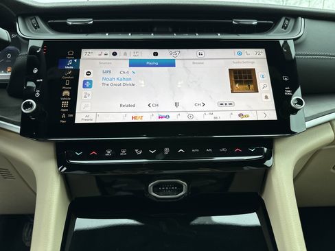 New 2026 Jeep Grand Cherokee L Limited w/ Limited Altitude Package image 7