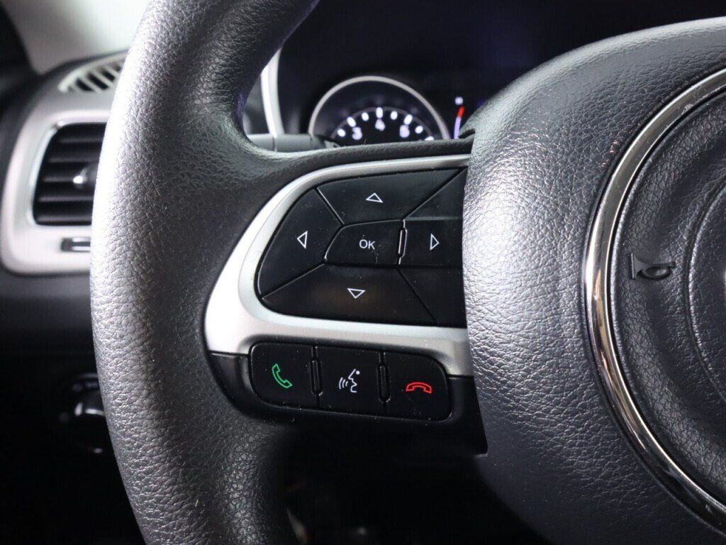 Used 2020 Jeep Compass Sport FWD image 12