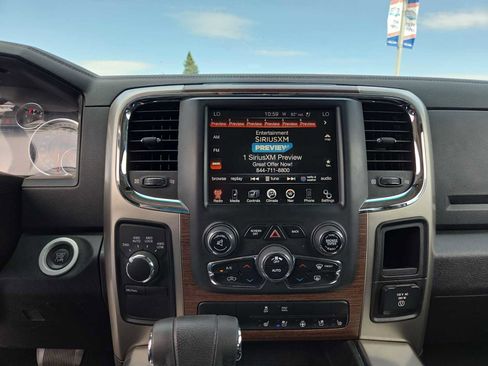 Used 2013 RAM 1500 Laramie w/ Convenience Group AWD/4WD image 24