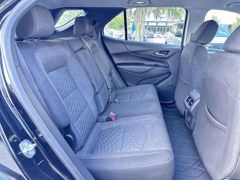 Used 2021 Chevrolet Equinox LT FWD image 16