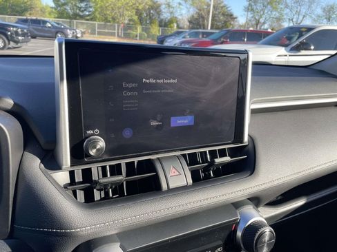 Used 2023 Toyota RAV4 XLE image 33