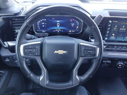 Used 2024 Chevrolet Silverado 2500 LTZ image 17