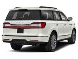 Used 2019 Lincoln Navigator Reserve image 2