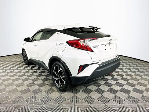 Used 2019 Toyota C-HR Limited image 7