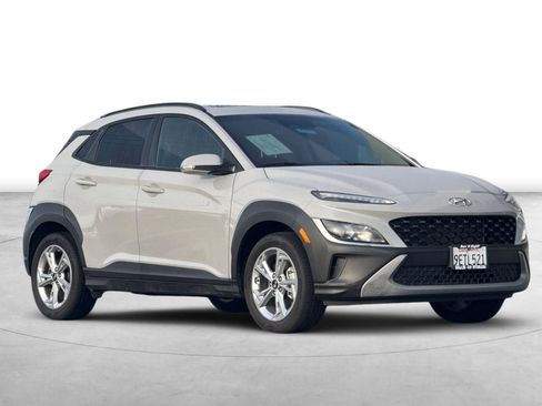 Certified 2023 Hyundai Kona SEL w/ Convenience Package image 11