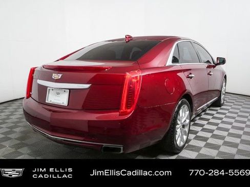Used 2017 Cadillac XTS Luxury image 3