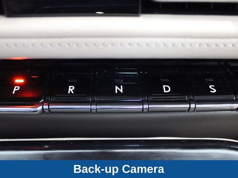 Used 2021 Lincoln Nautilus Reserve w/ Cargo Utility Package FWD image 17