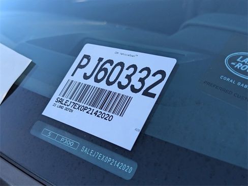 Used 2023 Land Rover Defender 110 S image 10