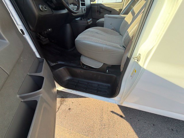 Used 2021 Chevrolet Express 2500 w/ Driver Convenience Package RWD image 39