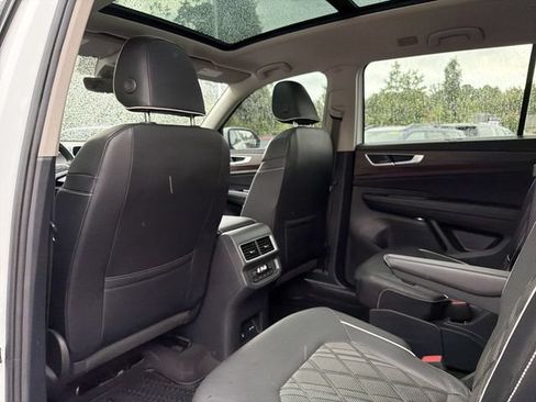 Used 2024 Volkswagen Atlas SEL Premium R-Line AWD/4WD image 12