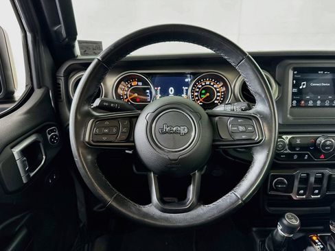Used 2019 Jeep Wrangler Sport AWD/4WD image 11