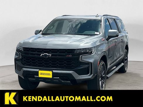Certified 2023 Chevrolet Suburban Z71 w/ Luxury Package AWD/4WD image 1