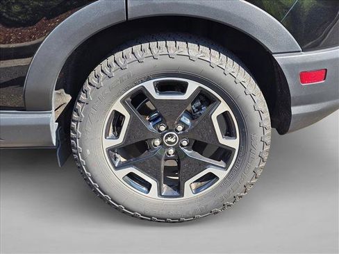 Used 2024 Ford Bronco Sport Outer Banks w/ Tech Package AWD/4WD image 9