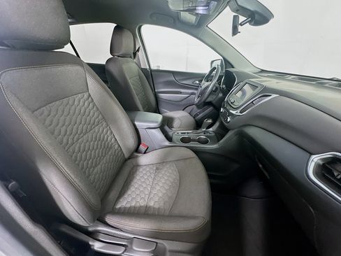Used 2021 Chevrolet Equinox LT FWD image 30