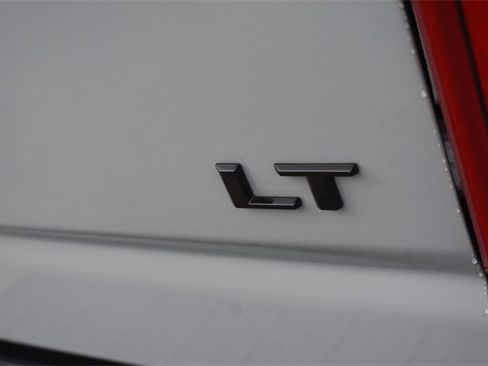 Used 2024 Chevrolet Silverado 2500 LT w/ Z71 Sport Edition image 17