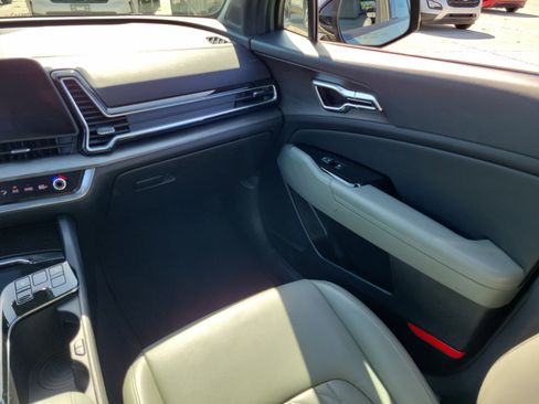 Used 2023 Kia Sportage X-Line AWD/4WD image 18