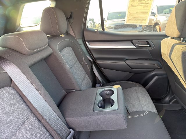 Used 2025 GMC Terrain Elevation AWD/4WD image 30