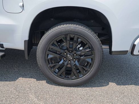New 2026 Chevrolet Silverado 1500 RST AWD/4WD image 9