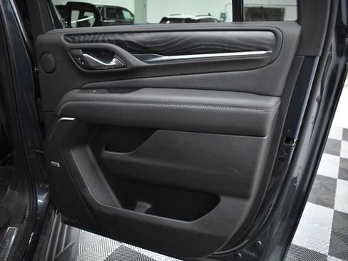 Used 2021 GMC Yukon XL Denali image 28