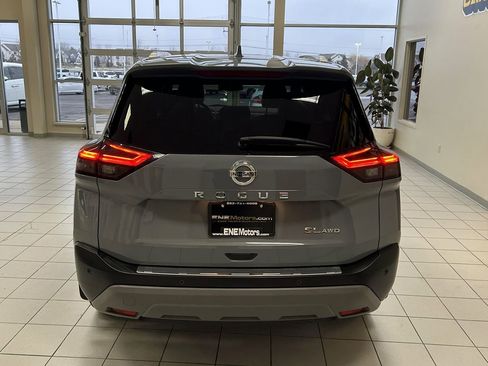 Used 2021 Nissan Rogue SL image 61