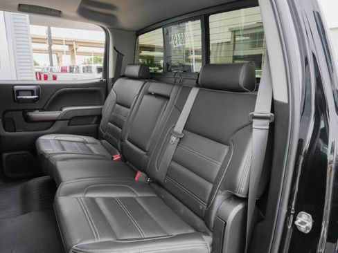 Used 2018 GMC Sierra 2500 Denali w/ Duramax Plus Package AWD/4WD image 43