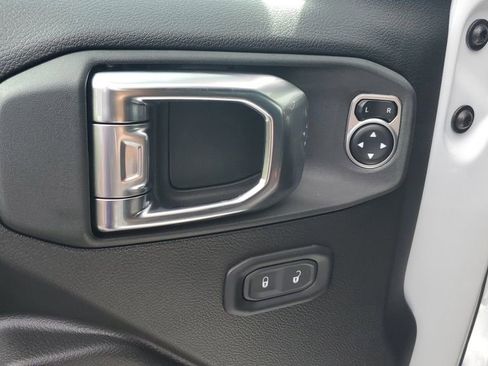 New 2025 Jeep Wrangler Sport S image 21