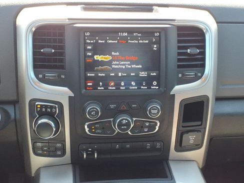 Used 2019 RAM 1500 Big Horn AWD/4WD image 16