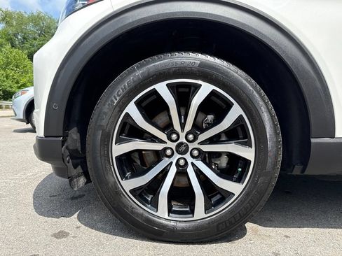 Used 2020 Ford Explorer ST w/ Premium Technology Package AWD/4WD image 12